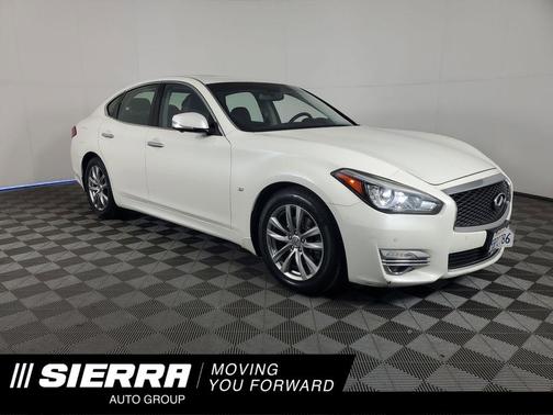 2019 INFINITI Q70 3.7 LUXE