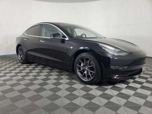 2019 Tesla Model 3 Standard Range Plus