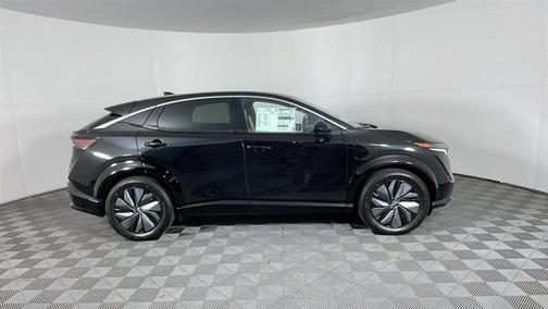 2025 Nissan ARIYA ENGAGE
