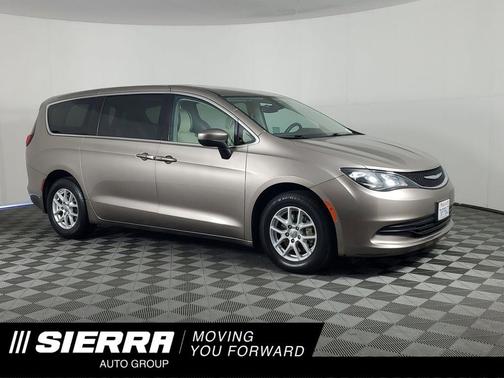 2017 Chrysler Pacifica Touring