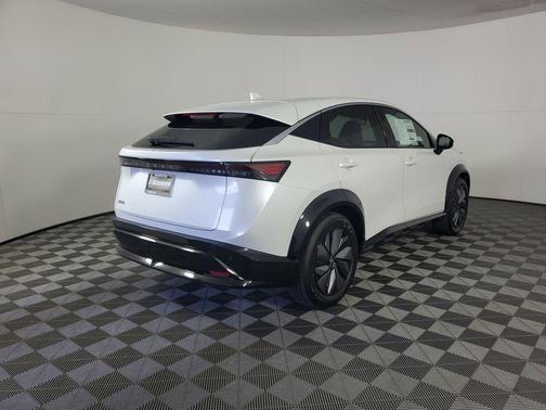2025 Nissan ARIYA ENGAGE