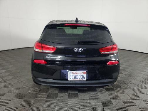 2018 Hyundai Elantra GT Base