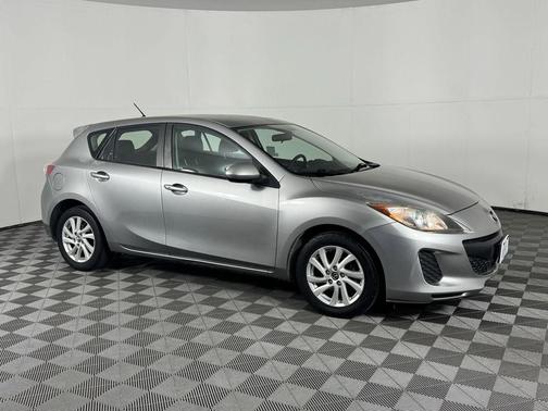 2013 Mazda Mazda3 i Touring
