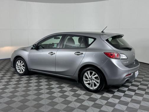 2013 Mazda Mazda3 i Touring