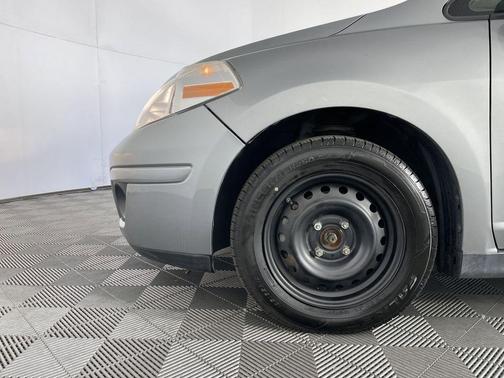 2012 Nissan Versa 1.8 S