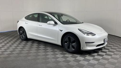 2020 Tesla Model 3 Standard Range Plus