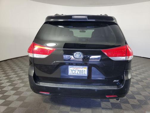 2013 Toyota Sienna 