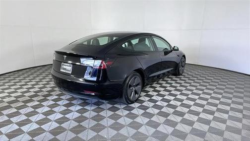 2022 Tesla Model 3 Base