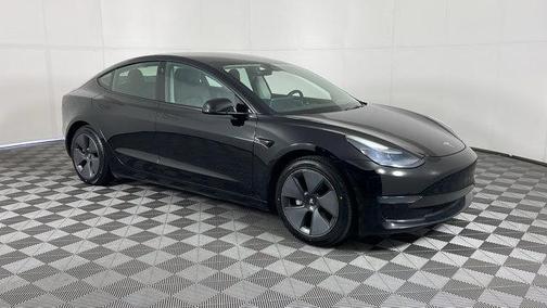 2022 Tesla Model 3 Base