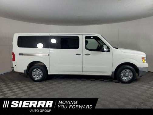 2013 Nissan NV Passenger NV3500 HD SV V6/SV V8
