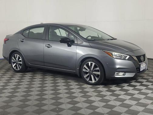 2020 Nissan Versa 1.6 SR