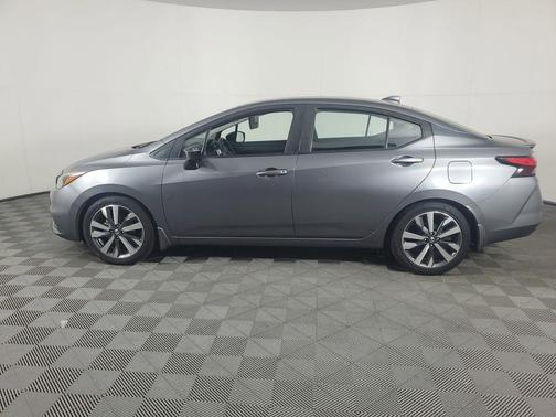 2020 Nissan Versa 1.6 SR