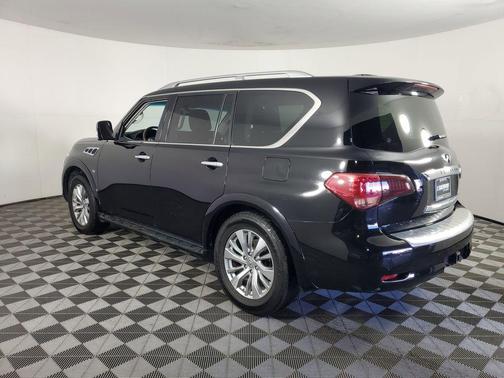 2017 INFINITI QX80 Base