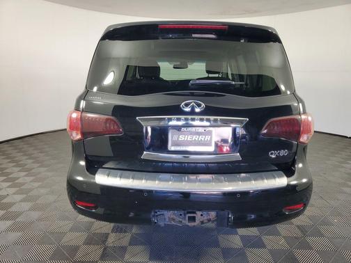 2017 INFINITI QX80 Base