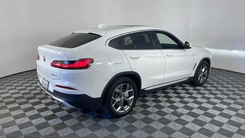 2021 BMW X4 xDrive30i