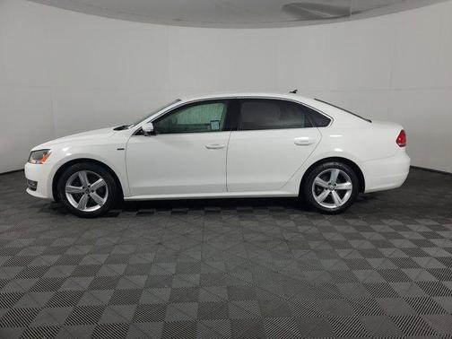 2015 Volkswagen Passat 1.8T Limited Edition