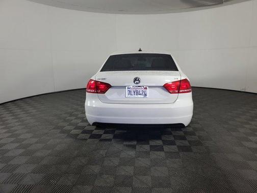 2015 Volkswagen Passat 1.8T Limited Edition