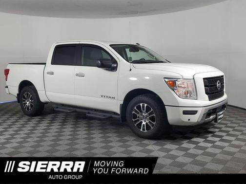 2021 Nissan Titan SV