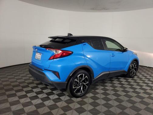 2019 Toyota C-HR XLE