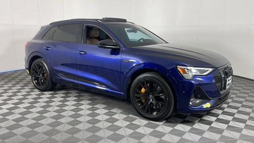 2022 Audi e-tron Prestige