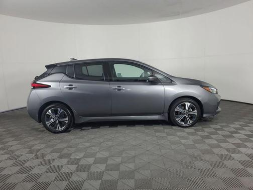 2022 Nissan Leaf SL PLUS