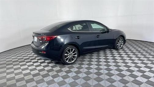 2018 Mazda Mazda3 Touring