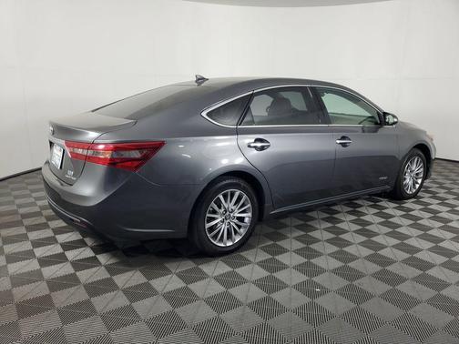 2018 Toyota Avalon Hybrid Limited