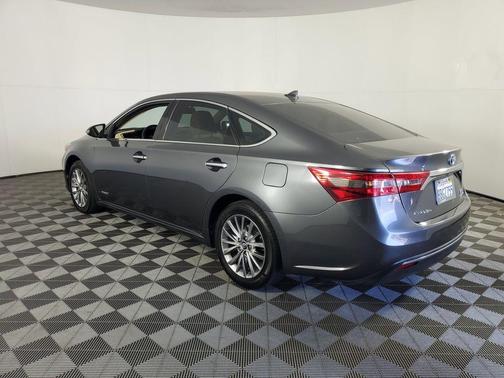 2018 Toyota Avalon Hybrid Limited