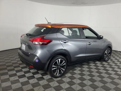 2020 Nissan Kicks SV