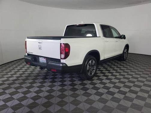 2017 Honda Ridgeline RTL-T