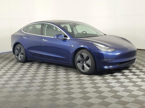 2020 Tesla Model 3 Standard Range Plus