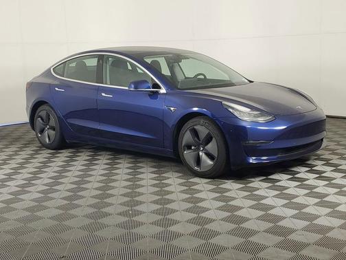 2020 Tesla Model 3 Standard Range Plus