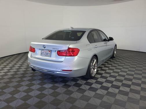 2013 BMW 328 i