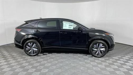 2025 Nissan ARIYA ENGAGE