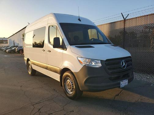 2023 Mercedes-Benz Sprinter 2500 144 WB