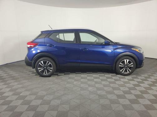 2019 Nissan Kicks SV