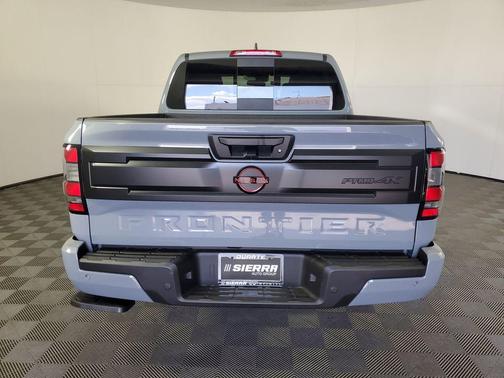 2025 Nissan Frontier PRO-4X
