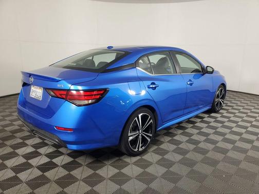 2022 Nissan Sentra SR