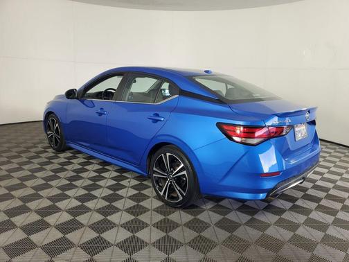 2022 Nissan Sentra SR