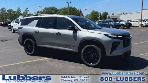 Sterling Gray Metallic 2026 Chevrolet Traverse LT