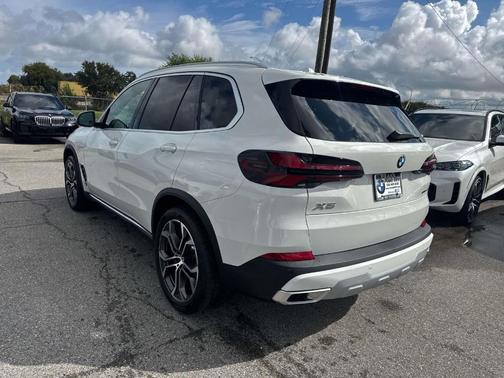 2026 BMW X5 sDrive40i