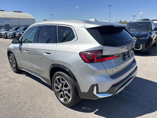 Space Silver 2026 BMW X1 xDrive28i