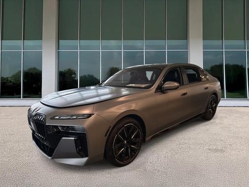 2025 BMW 760 760i xDrive