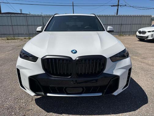 Alpine White 2026 BMW X5 PHEV xDrive50e