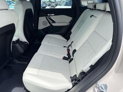 Dune 2026 BMW X1 xDrive28i