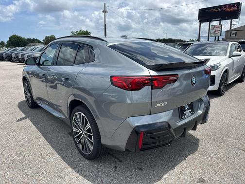 Gray Metallic 2026 BMW X2 xDrive28i