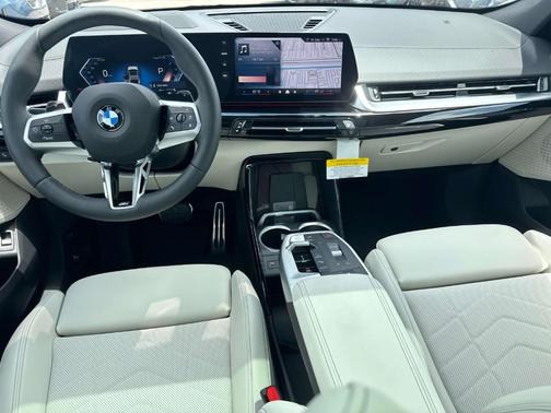 Gray Metallic 2026 BMW X2 xDrive28i