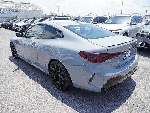 2025 BMW M440 i