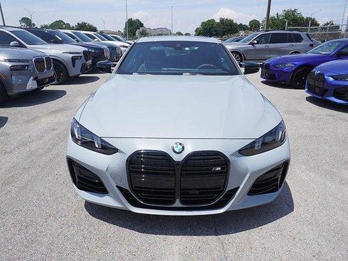 2025 BMW M440 i