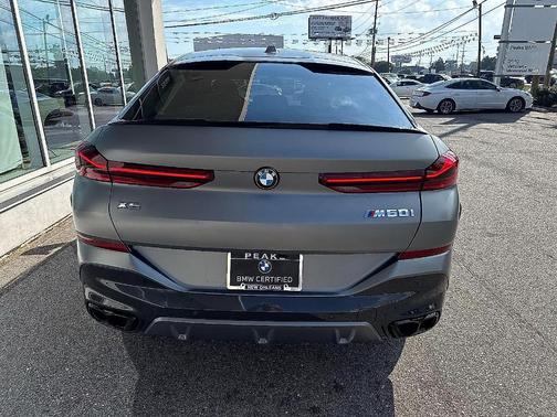 2025 BMW X6 M60i
